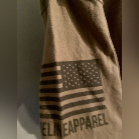 9 Line Tee - Picture 5 of 6